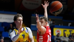 Σερί 6-0 και πρώτο προσπέρασμα για το Περιστέρι κόντρα στον Ολυμπιακό (vid)