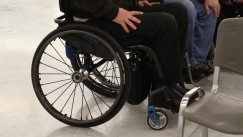 Την απόλυτη φρίκη ζούσε 49χρονος σε δομή φροντίδας ΑμεΑ: Τον άφηναν βρώμικο, χωρίς φαγητό και τον έδεναν στο κρεβάτι