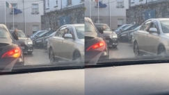 Οδηγοί έλυσαν τις διαφορές τους παίζοντας «Πέτρα, ψαλίδι, χαρτί» (vid)