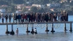Τραυματισμός νεαρού που βούτηξε για να πιάσει τον Σταυρό στη Φθιώτιδα 
