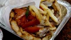 Αποκαθηλώνεται ο «βασιλιάς» του fast food:Τα φαγητά που κερδίζουν τη «μάχη» από το σουβλάκι