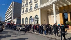 «Κοσμοσυρροή» από νωρίς για ένα εισιτήριο στον Βόλο