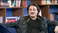 Ο «γυπαετός» Χαραλαμπόπουλος γνώρισε την σύζυγό του στην τράπεζα: «Για να πηγαίνω, ρωτούσα για μετοχές» (vid)