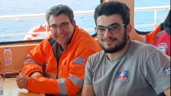 Πατέρας και γιος από την Θεσσαλονίκη επιχείρησαν μαζί στα χαλάσματα των φονικών σεισμών στην Τουρκία: «Τον εκπαιδεύω από 9 ετών»
