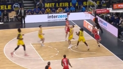 «Air Pap» με τρομερό κάρφωμα από τον Παπανικολάου (vid)