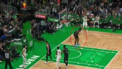 Ο Σαρπ ξεχνάει ότι πρέπει να παίξει άμυνα και ο Χόρφορντ σκοράρει ανενόχλητος (vid)