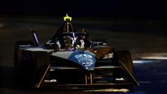 Formula E: Ο Βερν επέστρεψε στις νίκες με σεμινάριο άμυνας στο Χαϊντεραμπάντ (vid)