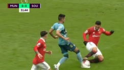 Ο Κασεμίρο αποβλήθηκε για «φονικό» τάκλιν στον Αλκαράθ και κινδυνεύει με ποινή τεσσάρων αγωνιστικών (vid)