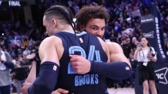 O Ρόντι με ρεκόρ καριέρας «καθάρισε» για τους Γκρίζλις στο... ντέρμπι των απουσιών (vid)