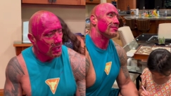 Ο Dwayne Johnson άφησε τις κόρες του να τον βάψουν ροζ (vid)