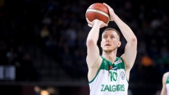 O Σμιτς σουτάρει