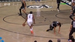 O Χάρντεν ντριμπλάρει