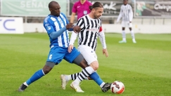 Γλίτωσε τα χειρότερα η Καλαμάτα, 1-1 με τα Χάνια ενώ έπαιζε με δέκα παίκτες από το 62'