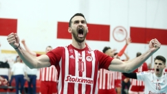 Ο Ραφαήλ Κουμεντάκης πανηγυρίζει 