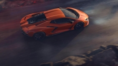 Έτσι δημιουργήθηκε η υβριδική Lamborghini Revuelto (vid)