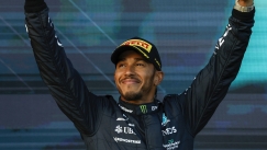 O Χάμιλτον είναι ένας χαρούμενος «Θείος Λούις»