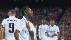 Ο Βινίσιους πανηγυρίζει το γκολ του κόντρα στην Μπαρτσελόνα 