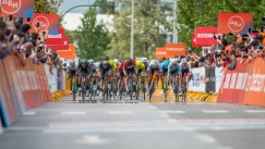 Ποδηλάτες κάνουν σπριντ στον Γύρο Ελλάδος