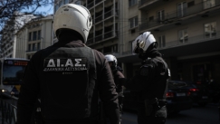 Χειροπέδες σε 19χρονο για οπαδικό επεισόδιο στο Αγρίνιο: Είχε στείλει στο νοσοκομείο νεαρό επειδή φορούσε μπλούζα του Παναθηναϊκού 
