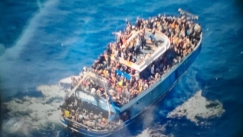 Συγκλονιστικές μαρτυρίες από το ναυάγιο της Πύλου: «Έκλαιγαν όταν κατάφερναν να μιλήσουν με τους συγγενείς τους»