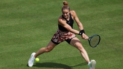 H Μαρία Σάκκαρη στο γρασίδι