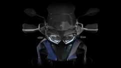 To QJMotor SRT 550 φέρνει τα πάνω κάτω στην κατηγορία