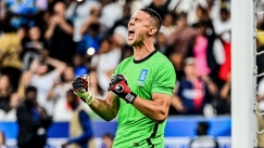 Ο Βλαχοδήμος μετά την απόκρουση στο πέναλτι του Μπαπέ