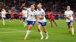 Δύσκολη νίκη για την Αγγλία