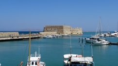 Συναγερμός στο Ηράκλειο: Παιδί έπεσε από το Κουλέ και τραυματίστηκε, μεταφέρθηκε στο νοσοκομείο