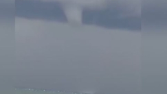 Τέσσερα άτομα τραυματίστηκαν από ανεμοστρόβιλο στη Χαλκιδικής (vid)