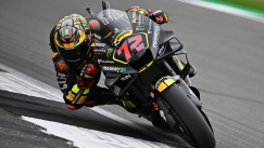 MotoGP, Μ. Βρετανίας QP: Στην pole o Μπεζέκι στην «λίμνη» του Σίλβερστον