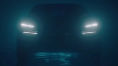 Tο νέο teaser της Lamborgini ίσως δείχνει ένα ηλεκτρικό crossover (vid)