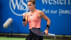 H Μαρία Σάκκαρη πανηγυρίζει