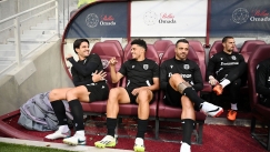 Ο Χάρης Τσιγγάρας (αριστερά) με Τάισον και Βιεϊρίνια στο Εδιμβούργο