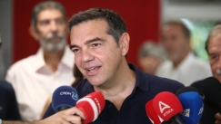 Στην Καισαριανή ψήφισε ο Αλέξης Τσίπρας: «Οι αληθινοί, οι μεγάλοι αγώνες δεν είναι οι εσωκομματικοί»