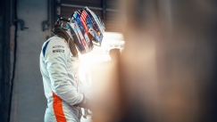 Ο Σάρτζεντ έβγαλε εκτός αγώνα τον Μπότας και ζήτησε τα «ρέστα» (vid)