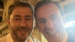 Ο Ανδρουλάκης γιόρτασε τη νίκη του Δούκα με «βρώμικο» στη Μαβίλη