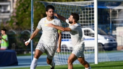 Ο Λουκίνας σκοράρει για την Καλλιθέα