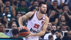 Άλεκ Πίτερς