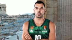 Ο Σλούκας εύχεται για την 28η Οκτωβρίου