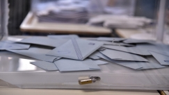 Δημοσκόπηση Metron Analysis: Στο 30,5% η ΝΔ, οριακά πάνω από μονοψήφιο ο ΣΥΡΙΖΑ (vid)