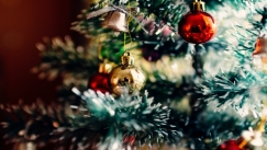 Η αγγελία της χρονιάς: Εταιρεία αναζητά υπάλληλο για να παρακολουθήσει χριστουγεννιάτικες ταινίες 