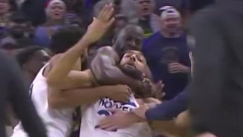 Το κεφαλοκλείδωμα του Γκριν στον Γκομπέρ. 