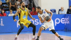 Ο Γκάουντλοκ στο ντεμπούτο του με τον Κολοσσό Ρόδου.