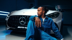 Βάλτε γυαλιά VR και απολαύστε τον Χάμιλτον να... τιθασεύει στην πίστα τους 585 ίππους της AMG GT (vid)