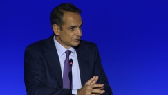 Ο «Άγιος Βασίλης» του Politico αξιολογεί τους ηγέτες: Τί έγραψε για τον Μητσοτάκη