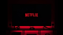 Ο λόγος που το Netflix «κόβει» σειρές που τις βλέπει ο κόσμος (vids)