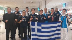 Η Εθνικη πυγμαχίας παίδων κορασίδων στην άφιξή της στην Ελλάδα