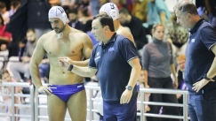 O Θοδωρής Βλάχος δίνει οδηγίες στους διεθνεις