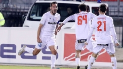 Ο Θυμιάνης πανηγυρίζει γκολ επί της ΑΕΚ